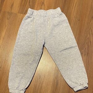 ✨8/$10. George. Kids grey sweatpants. 3T